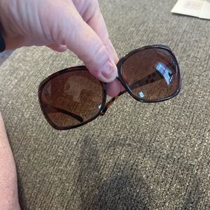 Oscar de la Renta Designer Sunglasses, tortoise pattern